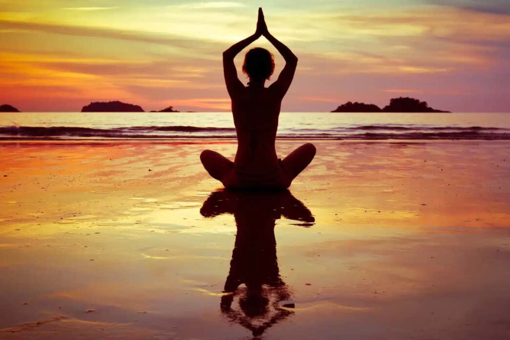 Yoga e spiritualità occulta: Linda esplora il pericolo dietro la popolare pratica fisica