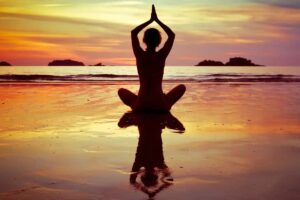 Yoga e spiritualità occulta: Linda esplora il pericolo dietro la popolare pratica fisica