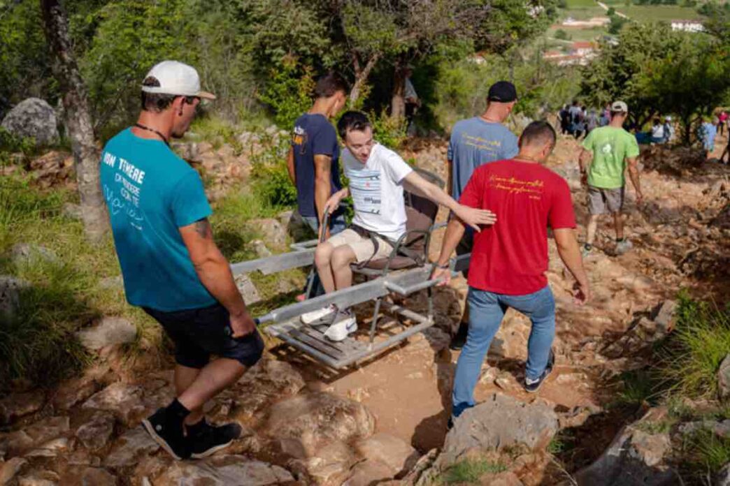 A Međugorje, dal 29 al 31 maggio 2026, circa 600 partecipanti provenienti dalla Croazia e dalla Bosnia Erzegovina si ritroveranno per il dodicesimo incontro dedicato a bambini con disabilità dello sviluppo e a persone con disabilità