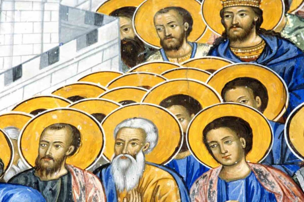 Non è un’idea astratta. Nella storia della Chiesa ci sono padri che hanno accompagnato i figli fino alla santità. E quei figli hanno nomi precisi, storie concrete, radici familiari ben riconoscibili.