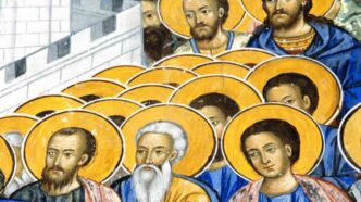 Non è un’idea astratta. Nella storia della Chiesa ci sono padri che hanno accompagnato i figli fino alla santità. E quei figli hanno nomi precisi, storie concrete, radici familiari ben riconoscibili.