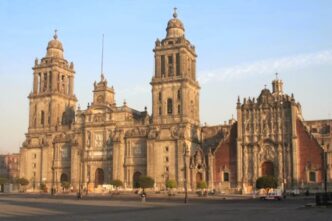 Con i Mondiali 2026 al via oggi 11 giugno, migliaia di tifosi arriveranno in Messico: ecco le chiese del Messico da visitare vicino agli stadi di Mexico City, Guadalajara e Monterrey.