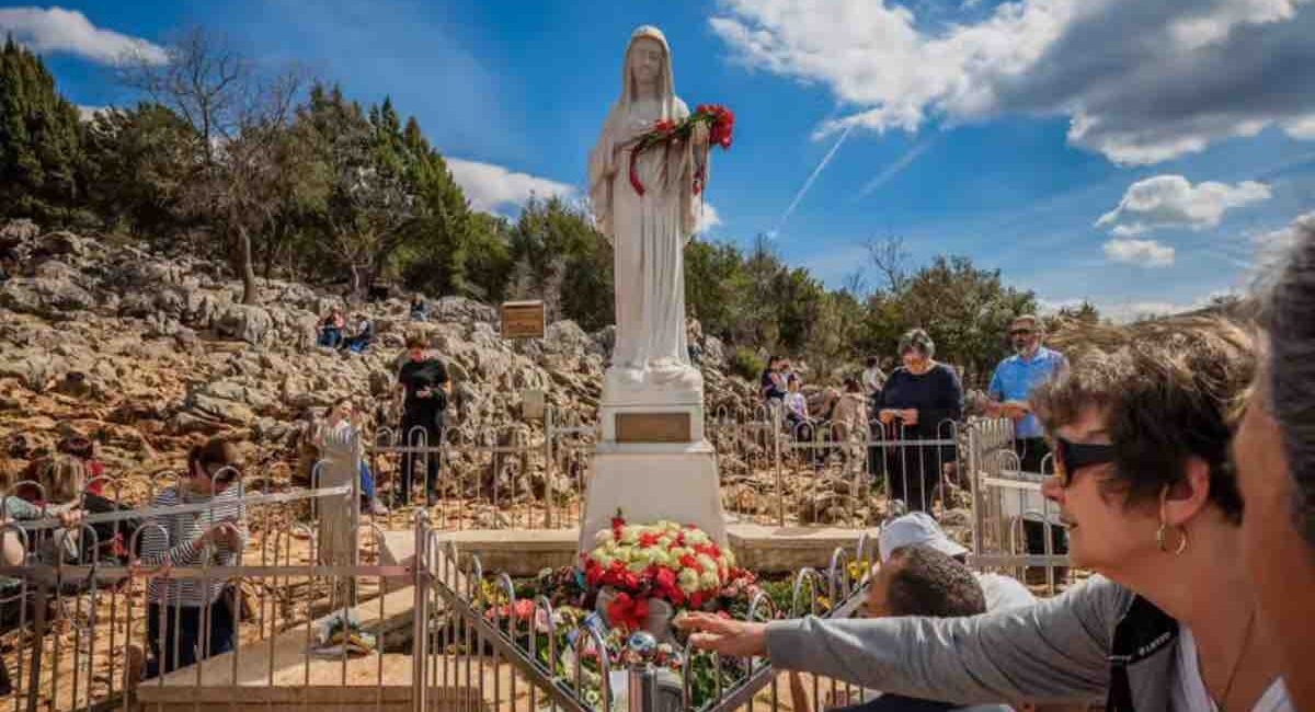 A Medjugorje la prima guarigione avvenne già nei primi giorni delle apparizioni: il piccolo Danijel Šetka aveva solo tre anni.