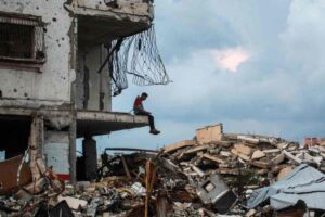 Nel 2025 il mondo conta 65 conflitti armati in 35 Paesi e 245mila morti: il record negativo dal 1946. Sudan, Haiti e Africa le crisi più gravi e più ignorate dai media.