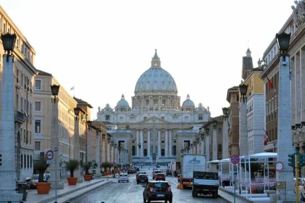 Il Dicastero per il Culto Divino respinge la richiesta dei vescovi tedeschi: l'omelia dei laici durante la Messa resta esclusa dalle norme liturgiche.