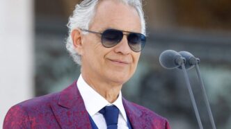 La sedicesima Manifestazione per la vita ha sfilato sabato a Roma con migliaia di persone, testimonianze toccanti e la lettera inattesa di Andrea Bocelli.