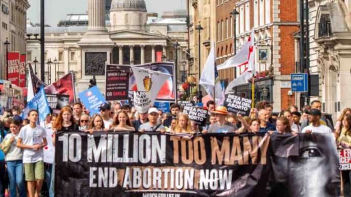 Il 5 settembre 2026 a Londra parteciperanno alla Marcia per la Vita UK quattordici vescovi cattolici, il doppio dell'anno scorso. Un record che riflette la pressione legislativa crescente.