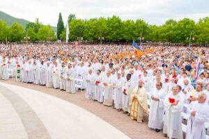 Da lunedì 29 giugno, festa dei santi Pietro e Paolo, Medjugorje ospita il 29° ritiro spirituale internazionale per sacerdoti, in programma fino a venerdì 3 luglio