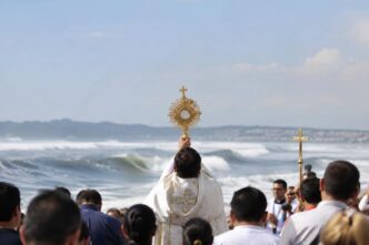 Secondo una testimonianza tramandata nel tempo, l'Eucaristia avrebbe protetto l'isola di Tumaco dallo tsunami seguito al terremoto del 1906.