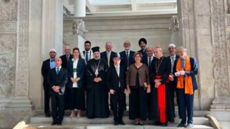 Cattolici, ebrei, musulmani, buddhisti e altre confessioni firmano a Roma il Patto sul dialogo interreligioso per contrastare odio ed estremismi.