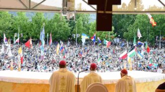 Il 37° Mladifest a Medjugorje inizierà oggi e si concluderà il 6 agosto: ecco programma, orari e lingue della traduzione simultanea per i giovani.