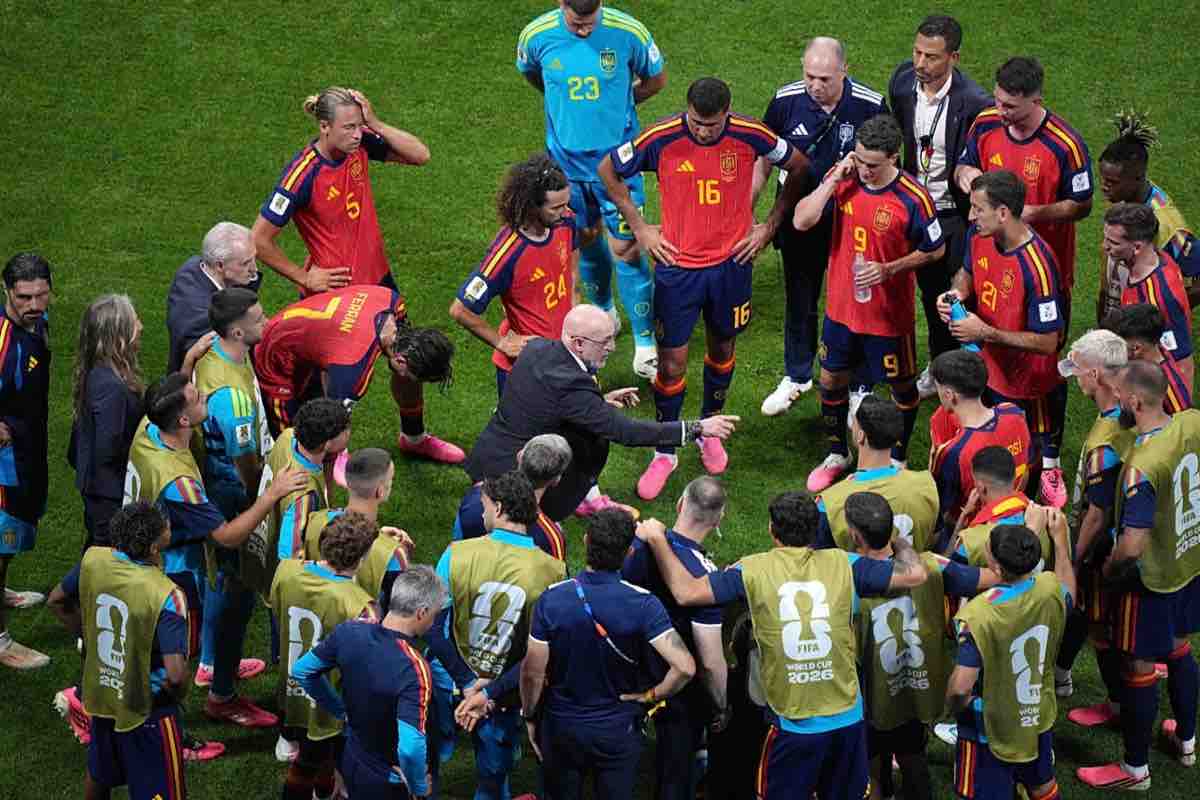 Interrogato su un'eventuale richiesta di aiuto divino prima di una partita così importante, De la Fuente ha mostrato un forte senso di equità. "Sarebbe ingiusto chiedergli di aiutarmi e non aiutare il nostro avversario"