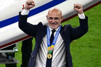 La fede di De la Fuente accompagna la Spagna verso la finale Mondiale: il ct racconta la preghiera quotidiana e le sue devozioni più intime.