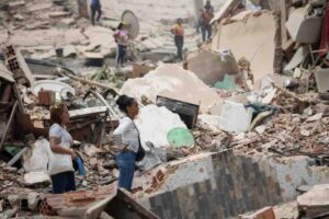 A La Guaira, dopo il terremoto in Venezuela del 24 giugno, un parroco racconta dolore, speranza e la preghiera che unisce tutto il Paese.