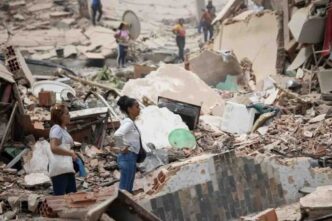 A La Guaira, dopo il terremoto in Venezuela del 24 giugno, un parroco racconta dolore, speranza e la preghiera che unisce tutto il Paese.