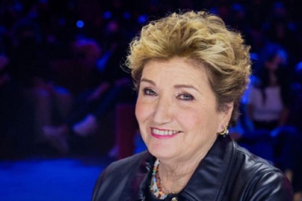 Mara Maionchi e la fede raccontate a cuore aperto: la preghiera quotidiana, il Rosario, la malattia affrontata e il valore del donare.