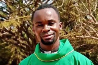 Padre Crépin Martial Monga, sacerdote ucciso in Centrafrica, aveva battezzato 175 persone il giorno prima di essere colpito a morte a Zémio.