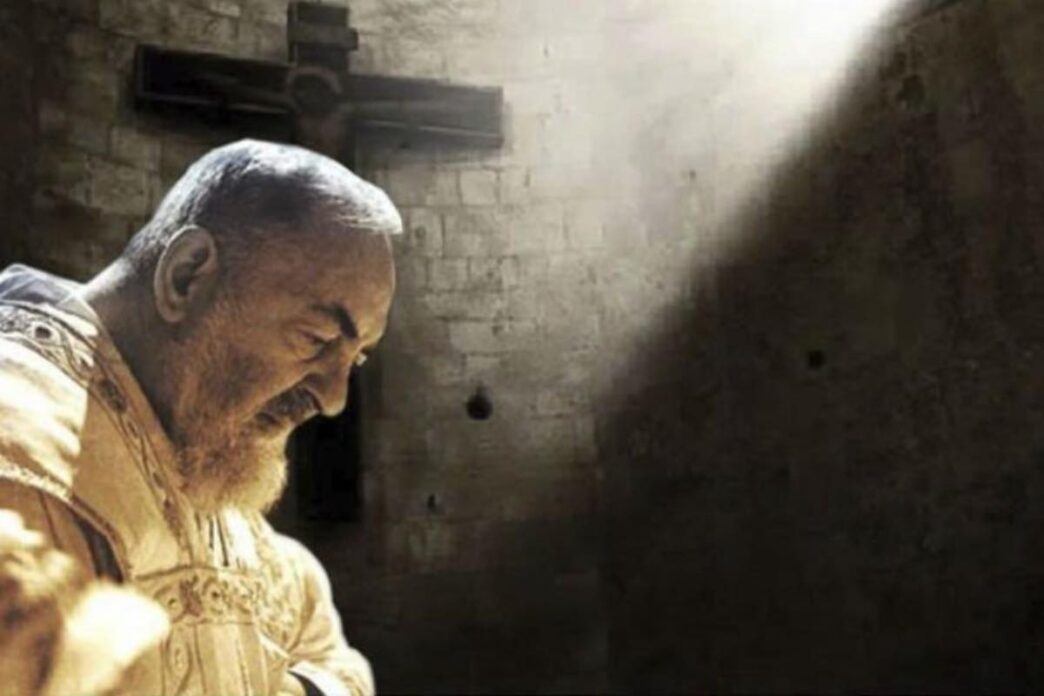 La notte del 18 gennaio 1905 la Madonna affidò a Padre Pio una bambina non ancora nata: una storia vera, custodita per tutta la vita.