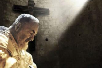 La notte del 18 gennaio 1905 la Madonna affidò a Padre Pio una bambina non ancora nata: una storia vera, custodita per tutta la vita.