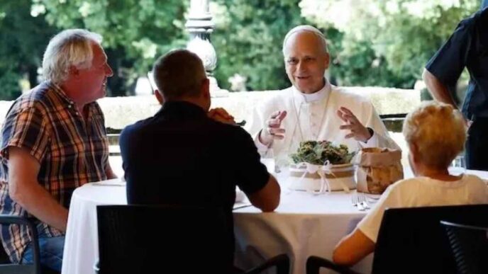 Circa 200 persone vulnerabili della diocesi di Roma andranno a pranzo con Leone XIV l'11 luglio a Borgo Laudato si', tra liturgia e visita guidata.