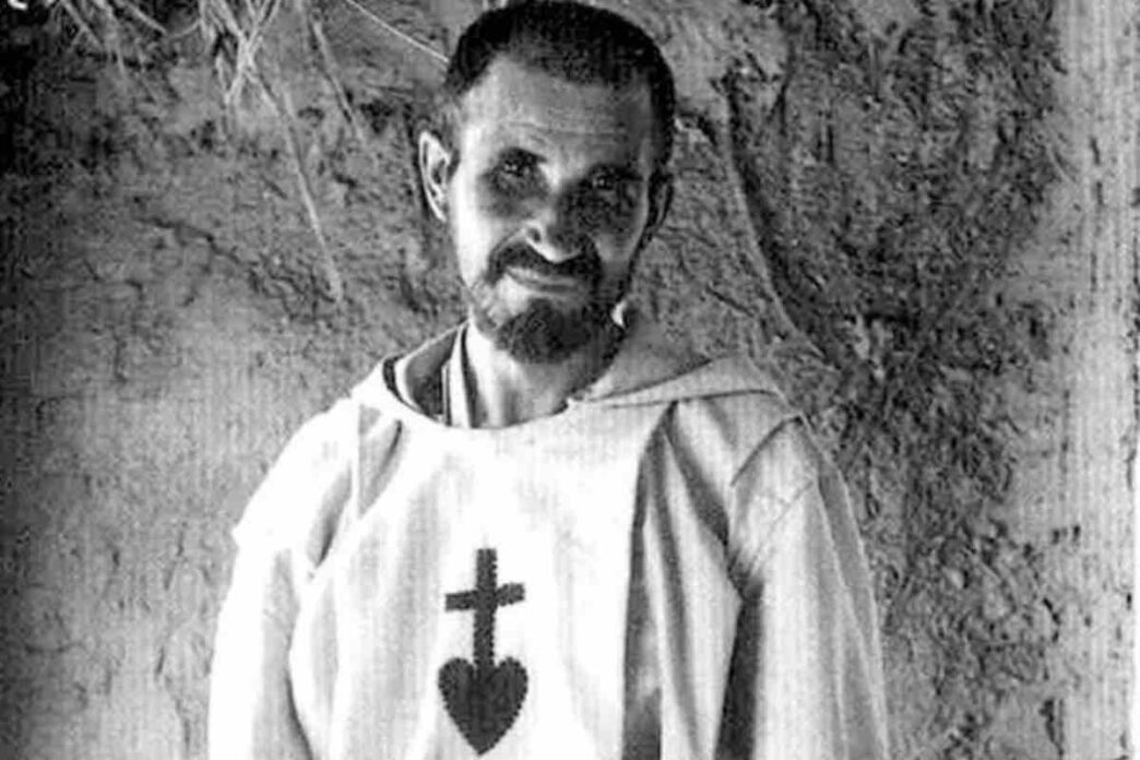Come nacque la preghiera dell'abbandono di Charles de Foucauld, scritta ad Akbès meditando le ultime parole di Gesù in croce.