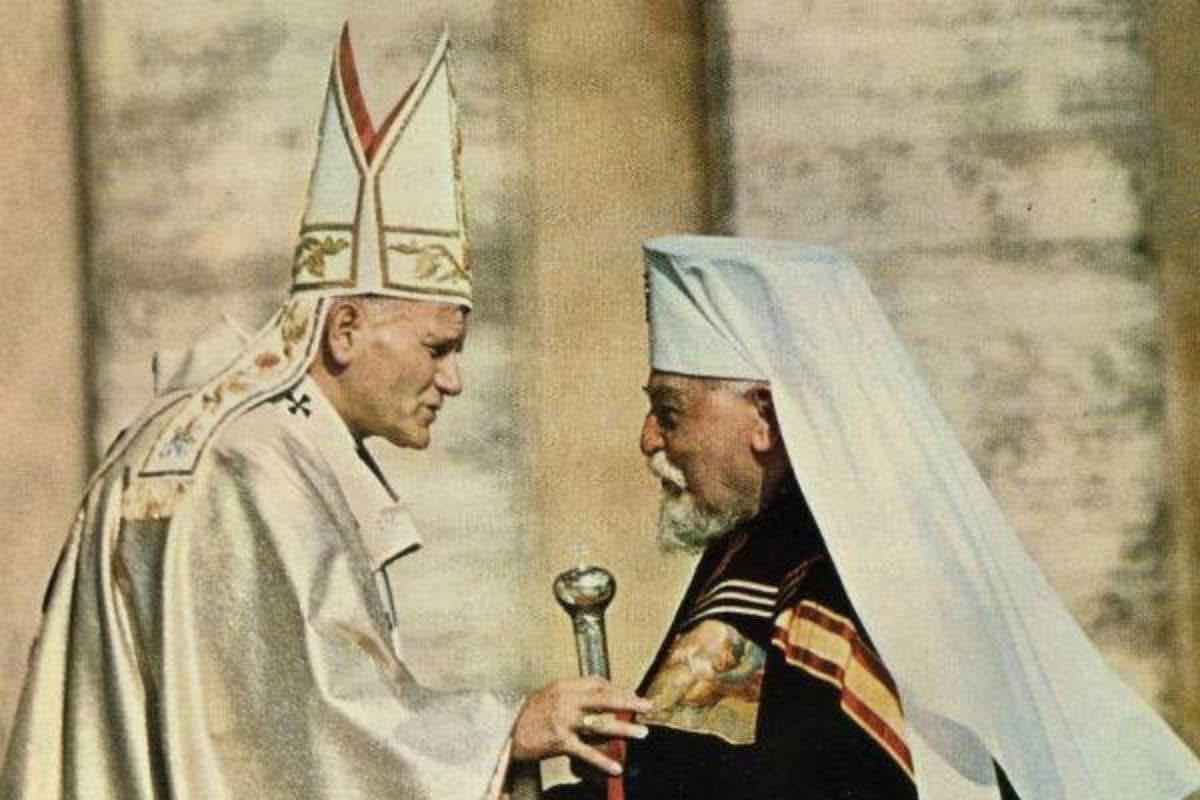 La futura moneta vuole anche essere un simbolo della solidarietà attuale tra i due Paesi.