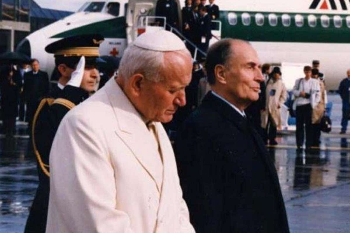 Compì 104 viaggi all'estero e 146 in Italia, lanciò nel 1985 le Giornate Mondiali della Gioventù, a cui partecipò 19 volte, e inaugurò nel 1994 gli Incontri Mondiali delle Famiglie.