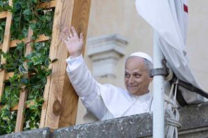Leone XIV sarà il primo Papa a percorrere in barca il lago Albano durante la processione della Madonna del Lago, il 29 agosto a Castel Gandolfo.