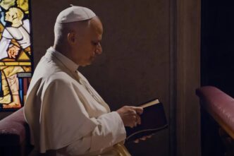 Papa Leone XIV ha reso nota l'intenzione di preghiera di agosto: l'evangelizzazione nelle città, tra solitudine urbana e nuovi percorsi di fede.