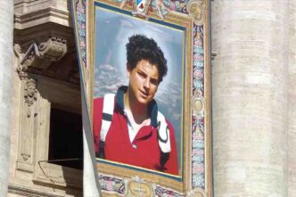 Il fondatore Franco Di Sarro presenta I Misteri della Fede, tre film-evento di Nexo Studios sul cinema come luogo di riflessione spirituale.
