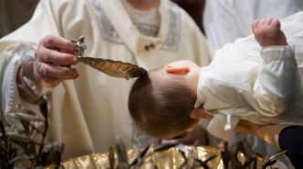 La COMECE difende davanti alla Corte UE i registri battesimali, definiti documenti storici e sacramentali, non semplici elenchi di iscritti.