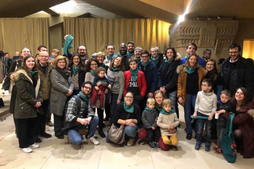 Nella comunità italiana di Parigi cresce l'attesa per la visita di Leone XIV, tra speranze spirituali e sfide sociali in Francia.