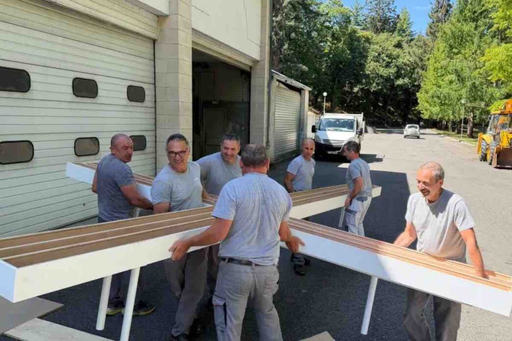 A Lourdes una croce di 200 chili e 6,20 metri sarà il centro della messa di Papa Leone XIV il 27 settembre, davanti a 150.000 fedeli.