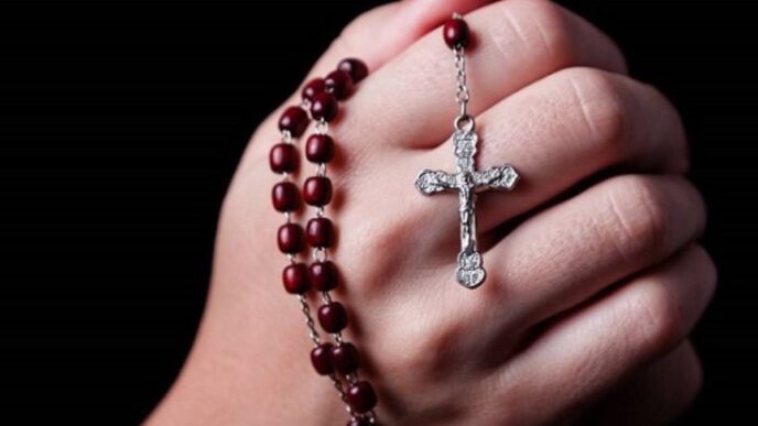 Messa ogni giorno, rosario e carità, eppure i problemi restano: perché capitano cose brutte? La risposta di un sacerdote gesuita parte dal Siracide.