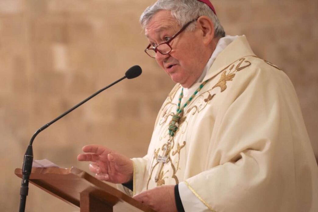 La preghiera dei fedeli, o preghiera universale, segue regole precise: cinque intenzioni fisse, massimo sei richieste e non è sempre obbligatoria.