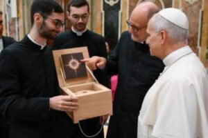 Il 3 settembre 2026 Papa Leone XIV ha incontrato in Vaticano i seminaristi di Molfetta e Aversa, ricordando la gratuità di ogni vocazione sacerdotale.