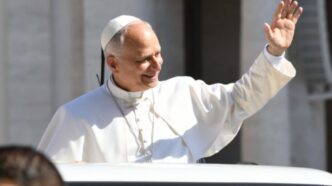 Il Papa sarà a Parigi, Lourdes e Metz dal 25 al 28 settembre: a Lourdes incontrerà sette vittime di abusi nella Chiesa in un incontro riservato.