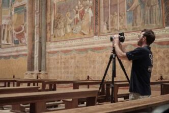800 anni dopo la morte, la Basilica di San Francesco d'Assisi diventa digitale