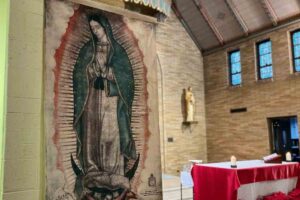 I vescovi degli Stati Uniti propongono una replica della tilma di Guadalupe per ogni diocesi, in vista del 500° anniversario delle apparizioni nel 2031.