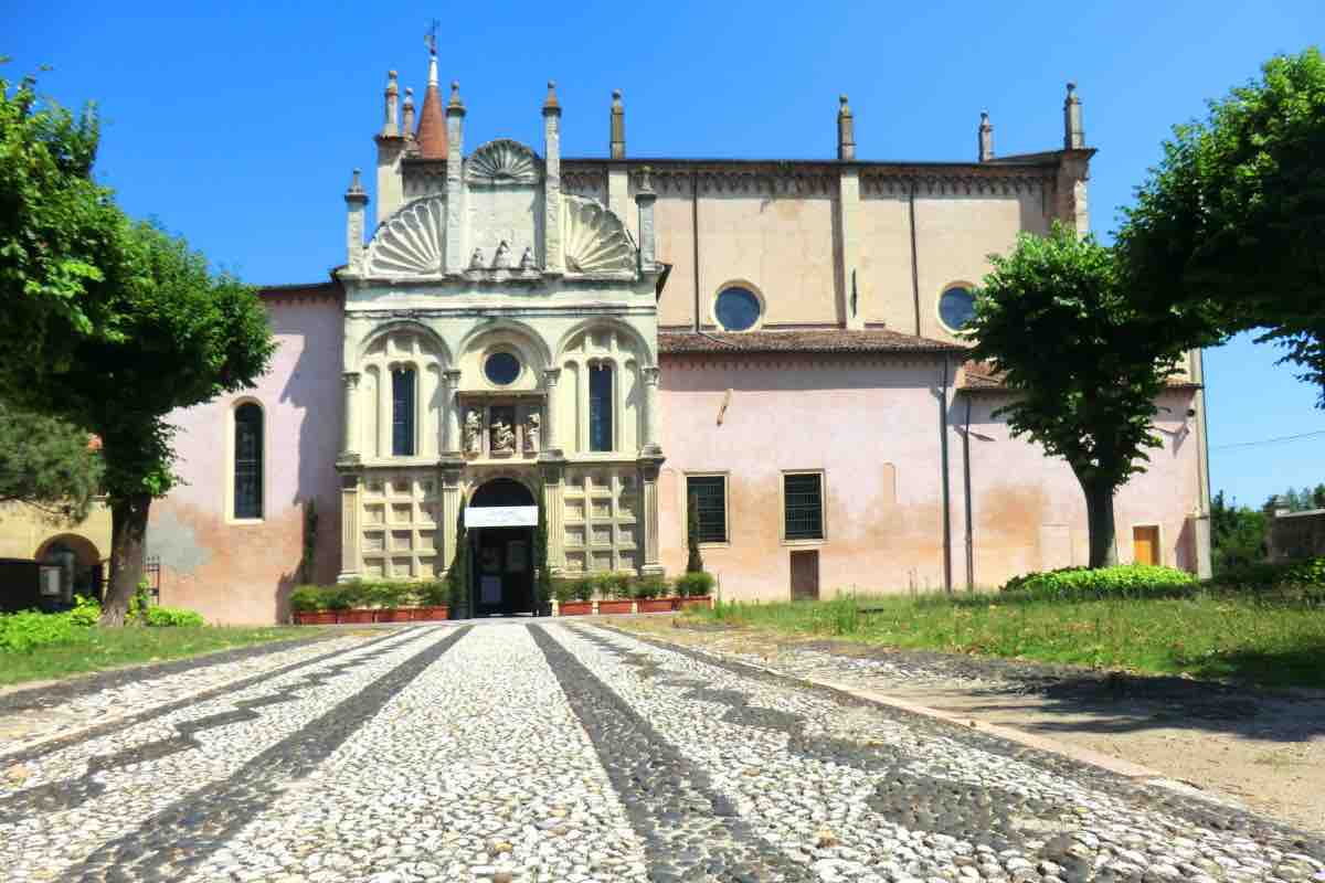 Il santuario che custodisce l'immagine ferita è diventato meta di pellegrinaggi e luogo di una particolare devozione alla Vergine. Qui Maria continua a compiere molti miracoli su richiesta dei suoi fedeli devoti