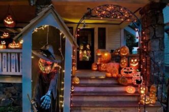 A due giorni da Halloween l’Associazione internazionale esorcisti critica fiere e festival dell’occulto promossi dai Comuni: «Chi sono i veri oscurantisti?»