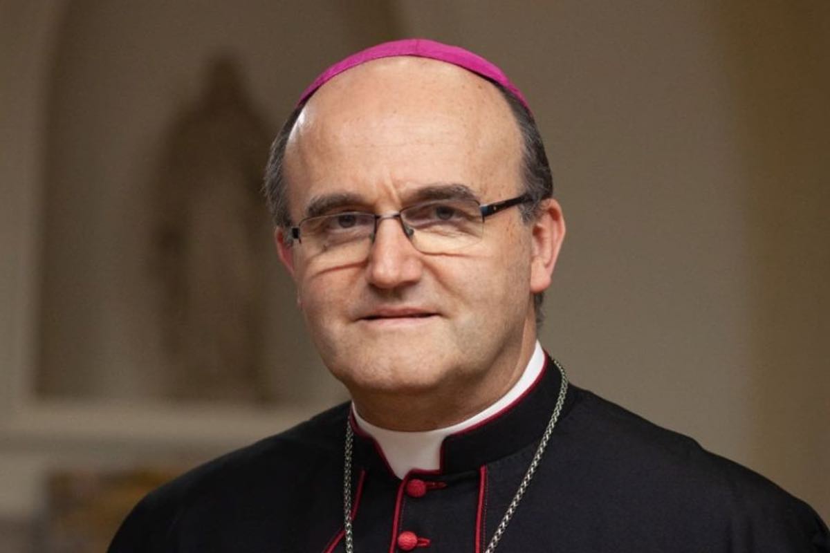 Munilla cita anche Cuapa, in Nicaragua, dove nel 1980 la Vergine chiese a Bernardo Martínez di meditare i misteri e di diffondere il Rosario in famiglia e in parrocchia