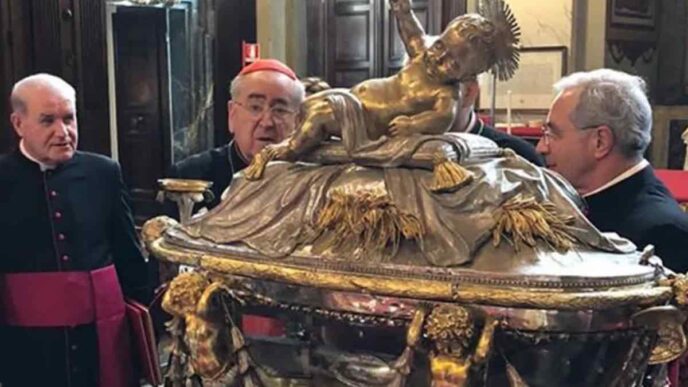 Dal 15 ottobre la Sacra Culla di Gesù lascia la Confessione di Santa Maria Maggiore e si avvicina ai fedeli durante il restauro di nicchia e reliquiario.