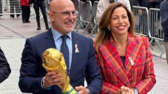 Il ct della Spagna Luis de la Fuente ha offerto la Coppa del Mondo alla Madonna del Pilar a Saragozza: la preghiera della RFEF e le parole dell’arcivescovo.