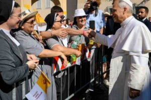 Leone XIV visiterà cinque parrocchie romane in Avvento, una per settore della diocesi: si parte il 27 novembre da Sant’Andrea delle Fratte.