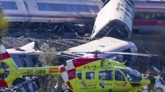 Incidente ferroviario di Toledo, il farmacista di 78 anni racconta le parole di un ferito alla moglie, tra le lamiere dei due treni: «Dio è buono».